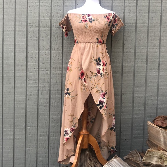 Beautiful Floral High-Low Off The Shoulder Dress w/ Front Slit! Fits like Sz S/M - Picture 3 of 12